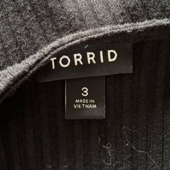 Torrid Women's Black Ribbed Knit Surplice Top Plus Size 3 3X V Neck Short Sleeve - Picture 5 of 6